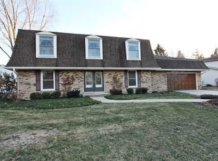 1007 Dover Ct, Libertyville, IL 60048