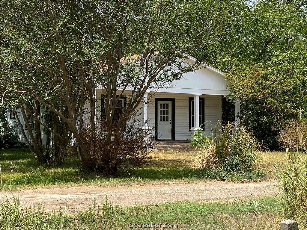 106 4th St, Normangee, TX 77871 MLS 22011755 Zillow