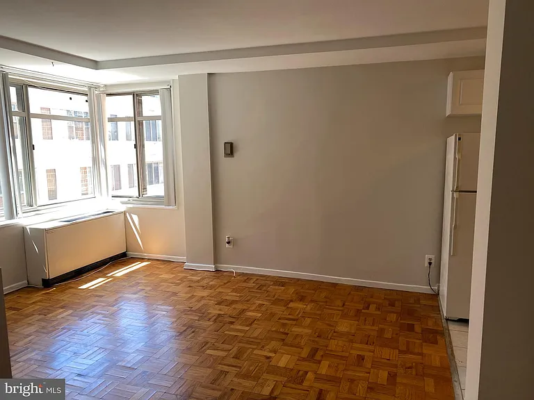 940 25th St NW #712 — Photo 9