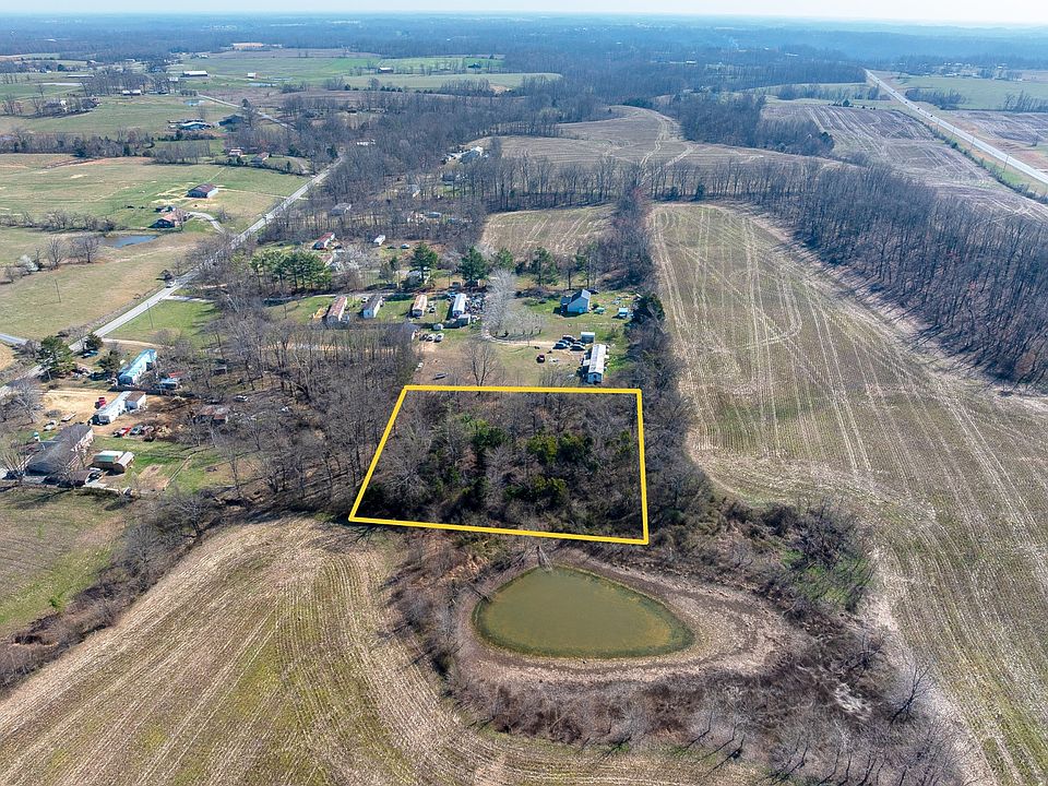 1st image of 98 Andrea Ln