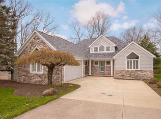 7282 Holzhauer Rd, Northfield, OH 44067