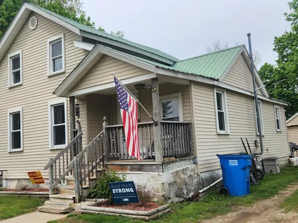 116 Willow St, Reading, MI 49274