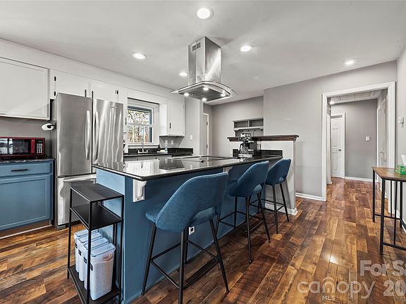 3rd image of 8105 Marcus Ln