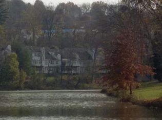 208 Waterside Dr, Mcmurray, PA 15317