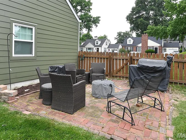342 Greenleaf Dr — Photo 38