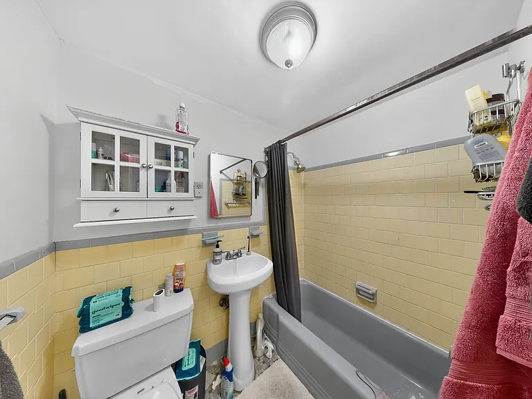 1071 Beacon St #6 — Photo 8