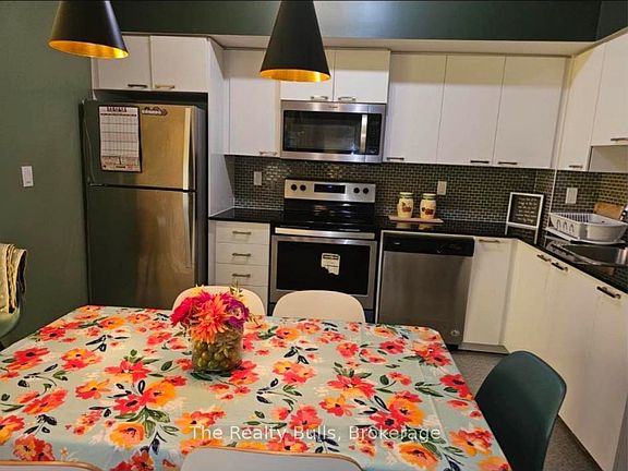 4th image of 2150 Lawrence Ave E #103