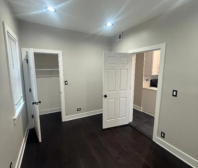 3430 N Keeler Ave — Photo 10