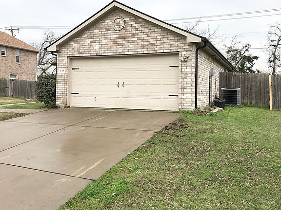 3rd image of 615 Vista Verde Dr