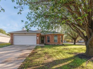 121 Primrose Blvd, Kyle, TX 78640