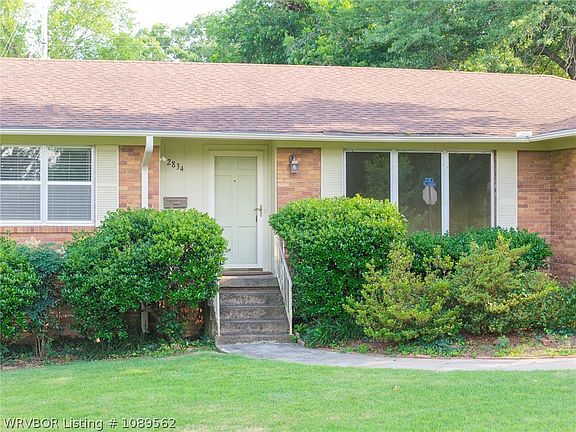 2nd image of 2834 Reeder St