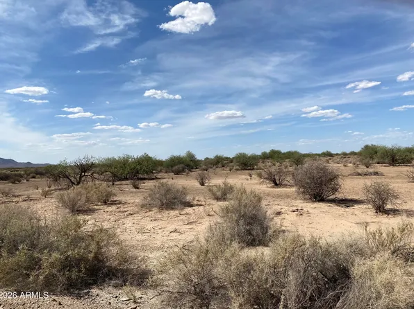 3135 N BUTTERFIELD Drive #10, Eloy, AZ 85131