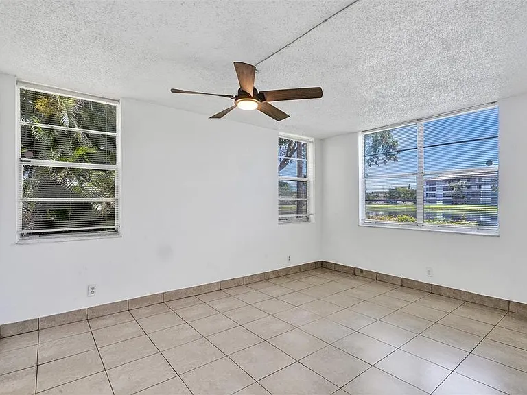 9440 Poinciana Pl #101 — Photo 7