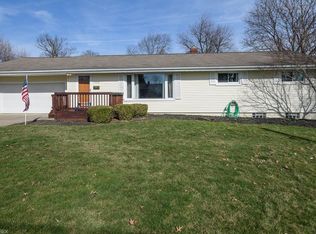 1437 Hagey Dr, Barberton, OH 44203