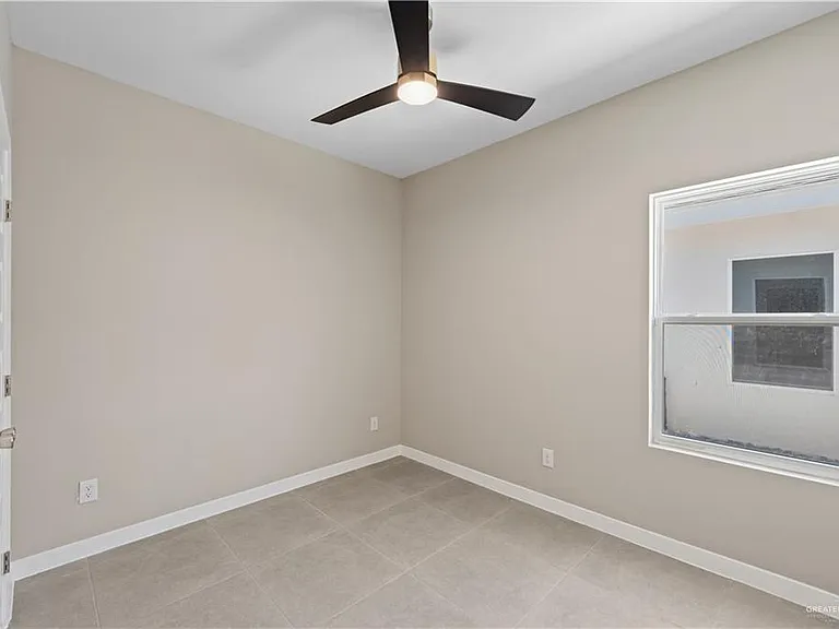 307 W Campeche Ave #4 — Photo 7