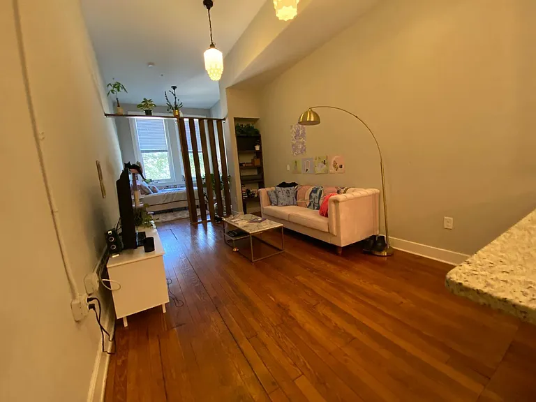 20 E Broad St — Photo 29