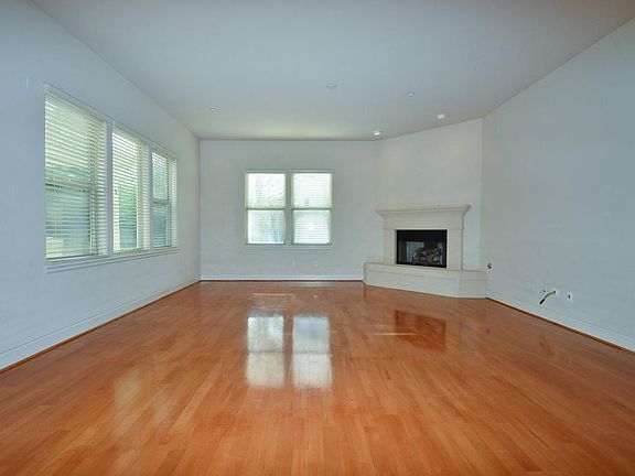 3rd image of 4354 Campinia Pl