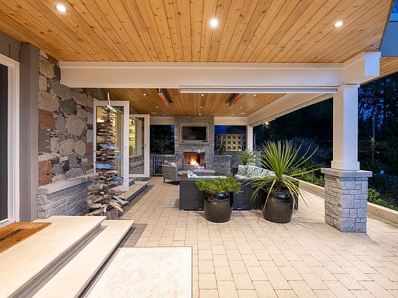 5th image of 310 Beaver Rd