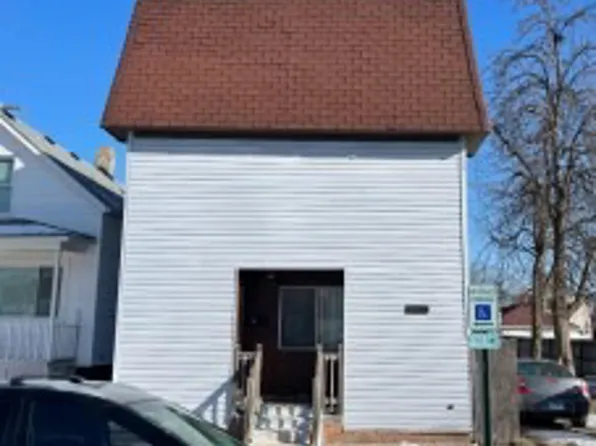 12719 Lincoln St, Blue Island, IL 60406