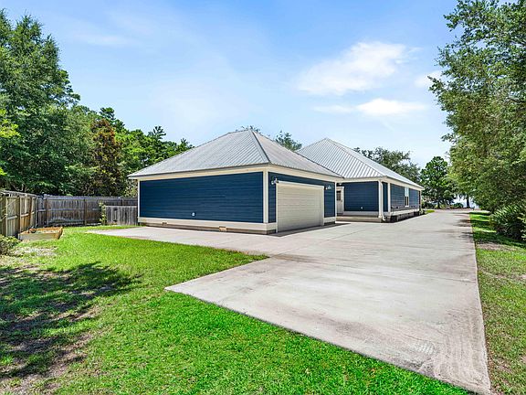 4th image of 521 Shelter Cove Dr
