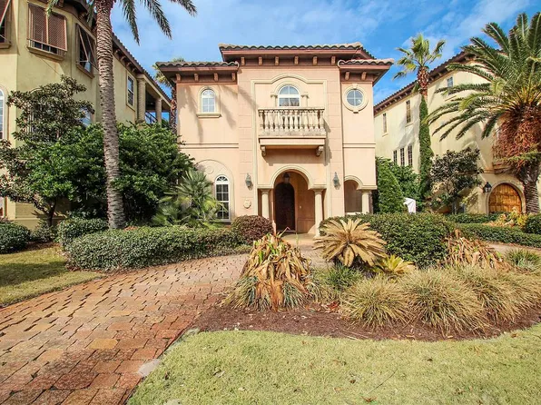 48 Rue St, Miramar Beach, FL 32550