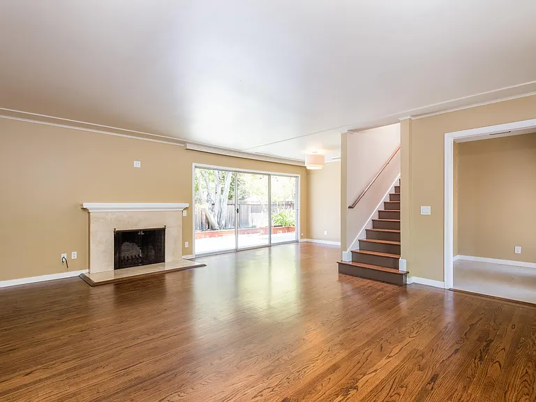 851 Seale Ave — Photo 7