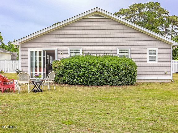 5th image of 5045 Glen Cove Drive SE