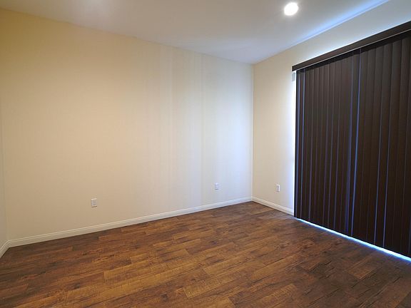 4th image of 14105 Chadron Ave #200