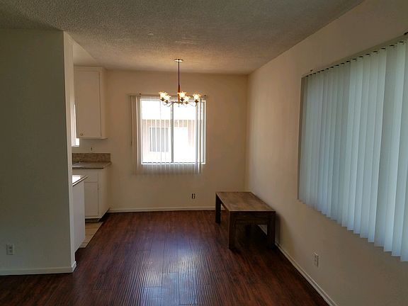 2nd image of 1610 Barry Ave #8A