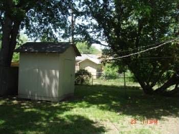 2nd image of 1545 Dent St