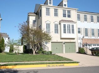 106 Great Laurel Sq SE, Leesburg, VA