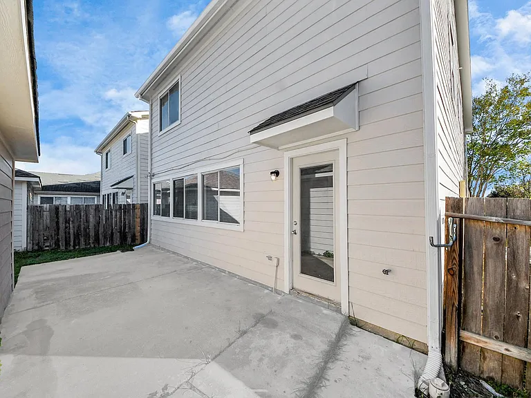 20623 Patriot Park Ln — Photo 34