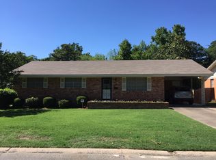 40 Flag Rd, Little Rock, AR 72205
