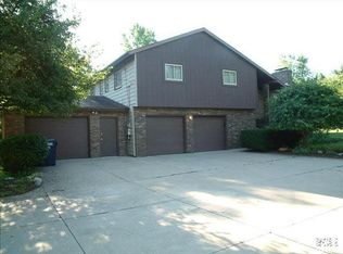 10700 Douglas Rd, Temperance, MI 48182