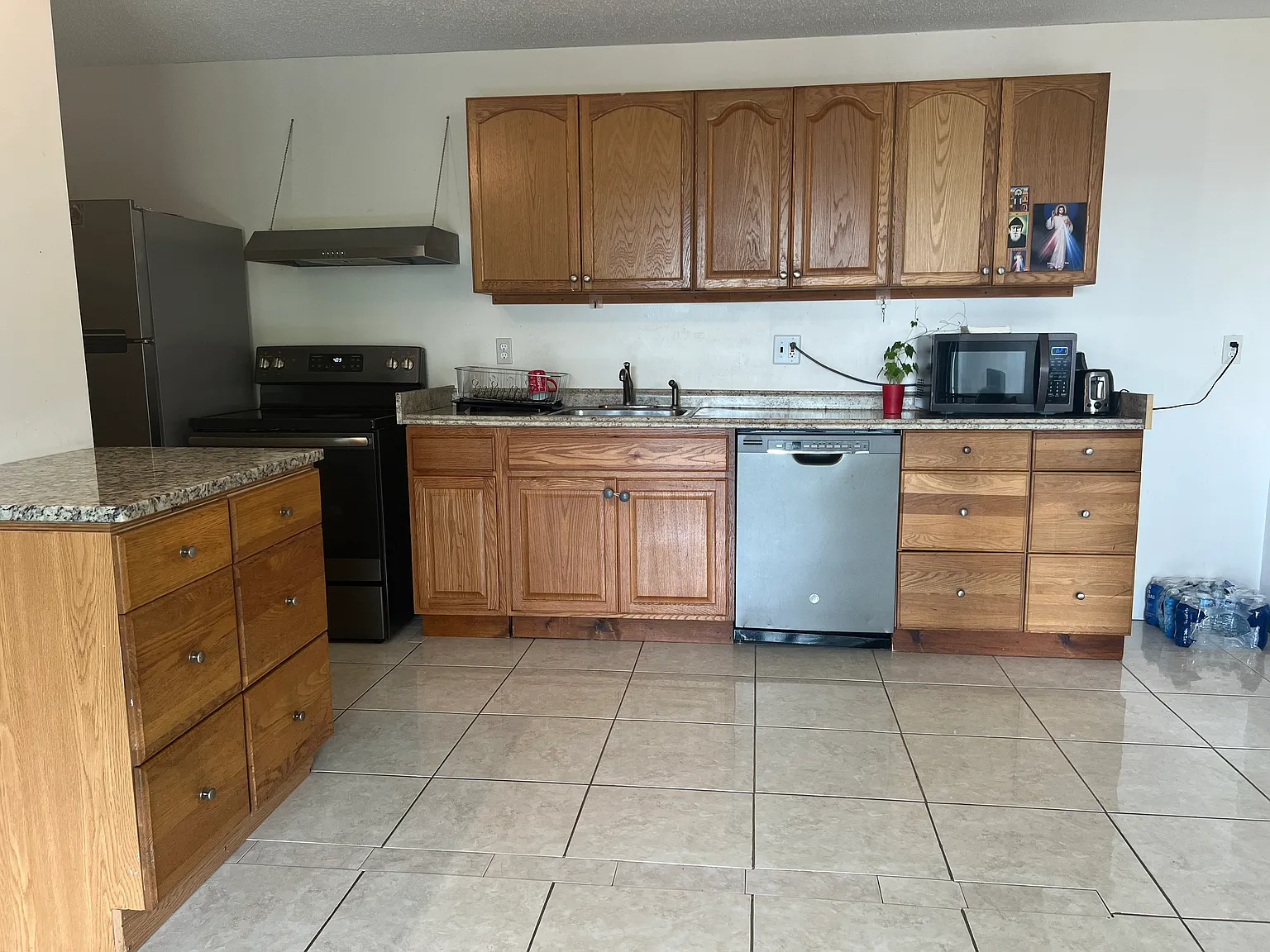 2 bed, 1.5 bath, 1103 sqft, $2,300 — Photo 4