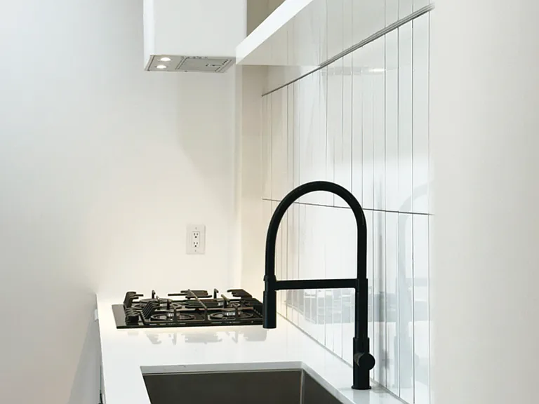 630 S Cochran Ave #101 — Photo 9