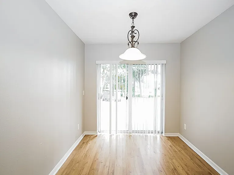 7445 Oxford Garden Cir — Photo 5