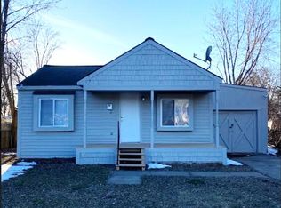27877 Barrington St, Madison Heights, MI