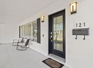 121 Duke Dr, Lake Worth, FL 33460