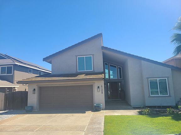 2nd image of 4108 Beacon Pl