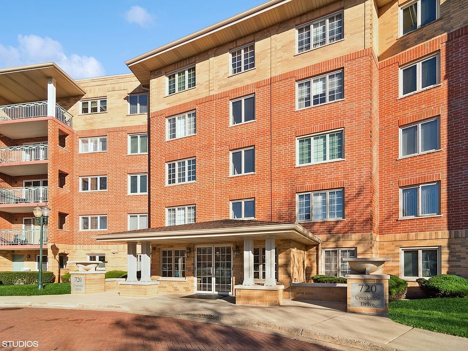 1st image of 720 Creekside Dr Unit 403B