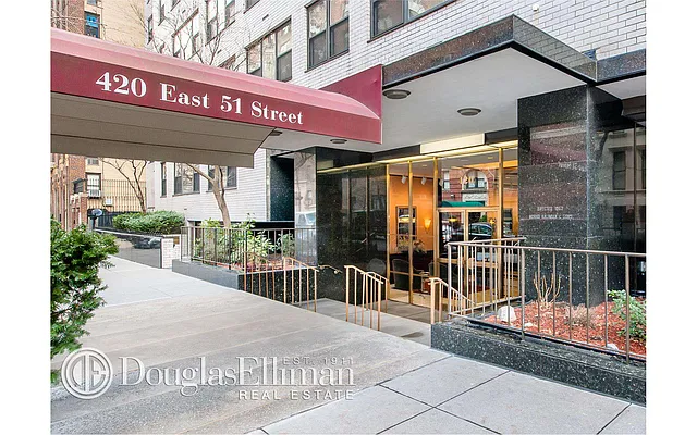 Sold by Douglas Elliman | media 25