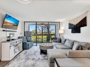 1626 Bridgewood Dr, Boca Raton, FL 33434