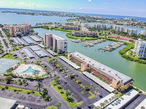 4th image of 7600 Sun Island Dr S APT 106