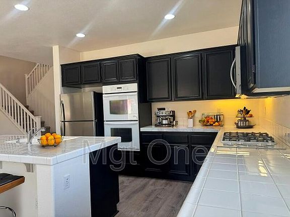 3rd image of 29089 La Ladera Rd