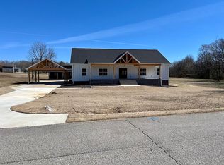 65 Alman Cemetary Rd, Paris, TN 38242