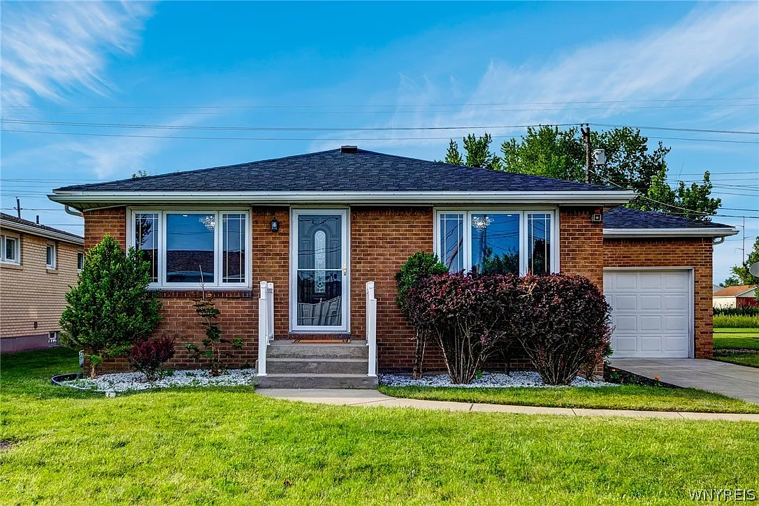 196 Barnabas Dr photo 1