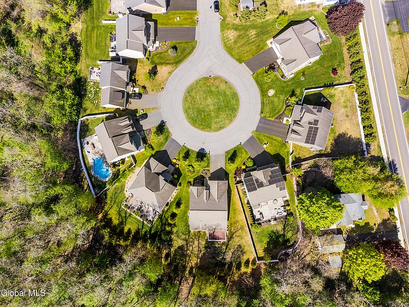 5th image of 51 Flanders Lane