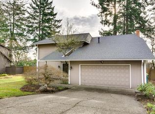 7430 SW Pineridge Ct, Portland, OR 97225