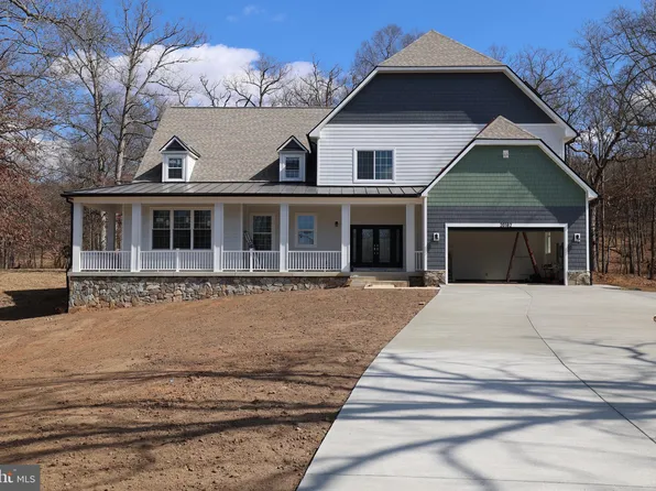 20182 Redrose Dr, Sterling, VA 20165